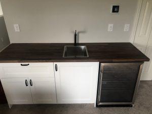 Kitchen cabinet installers